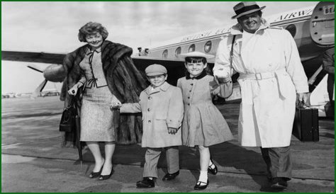 Did Desi Arnaz Jr have a child at 15?