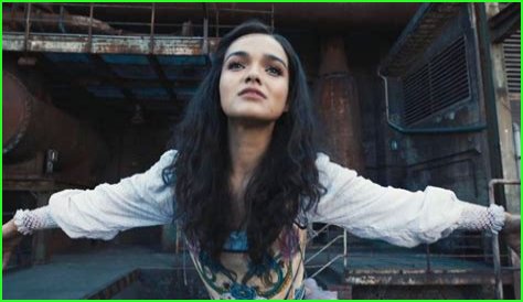 Is Lucy Gray related to Katniss in The Hunger Games series?